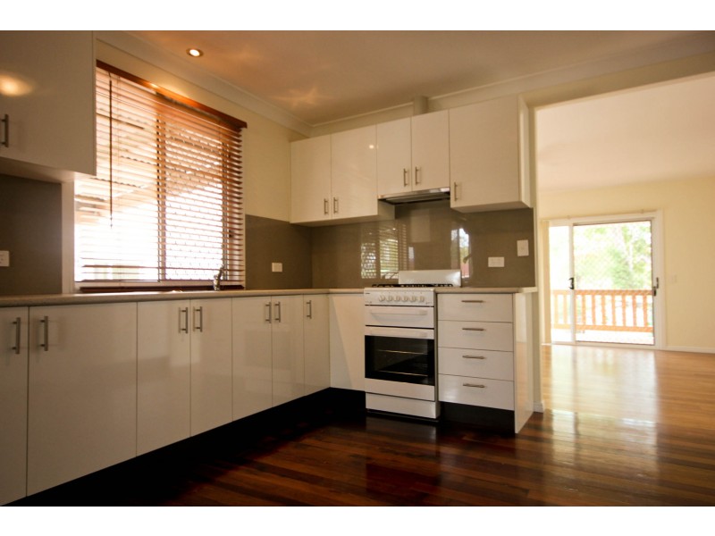 19 McCowan Street, Ashmore QLD 4214