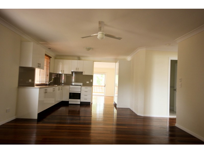 19 McCowan Street, Ashmore QLD 4214