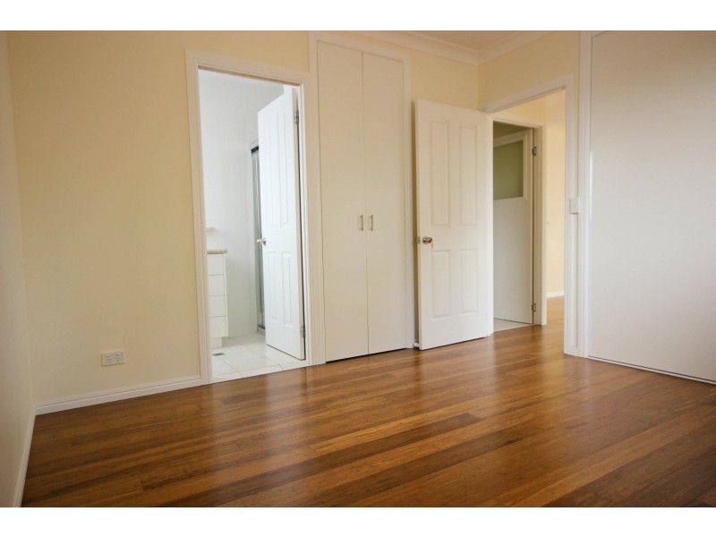 19 McCowan Street, Ashmore QLD 4214