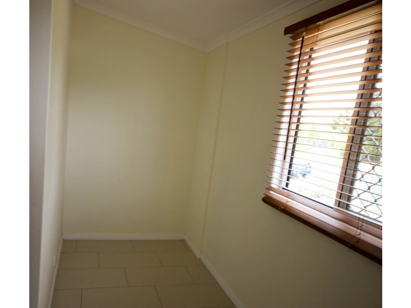 19 McCowan Street, Ashmore QLD 4214
