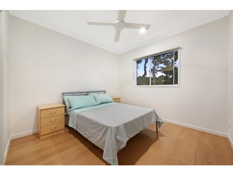 34 Kuranga Avenue, Southport QLD 4215