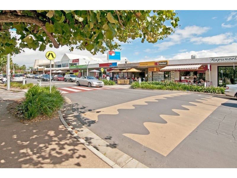 41 Milton Avenue, Paradise Point QLD 4216