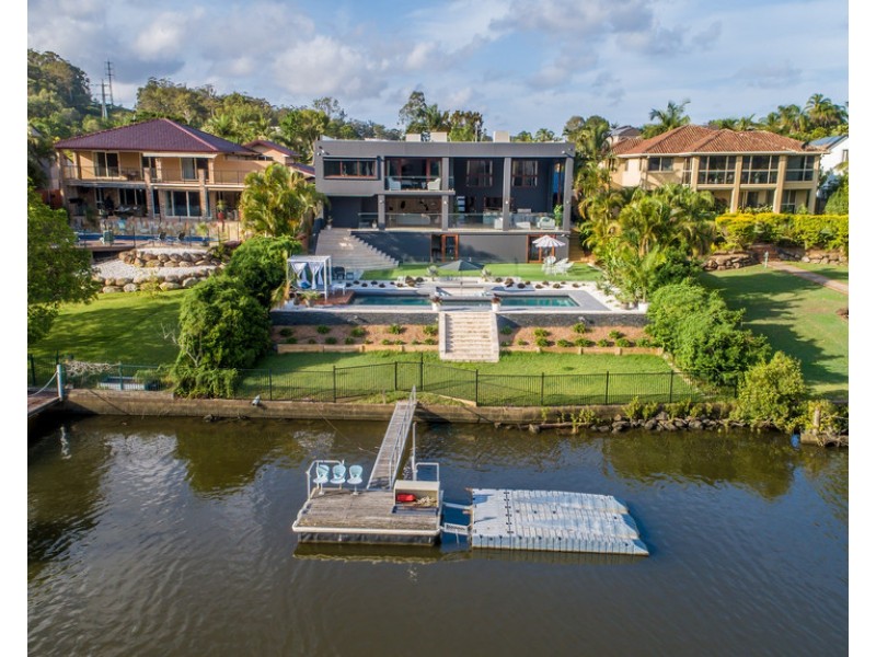 5 Riverbank Court, Ashmore QLD 4214