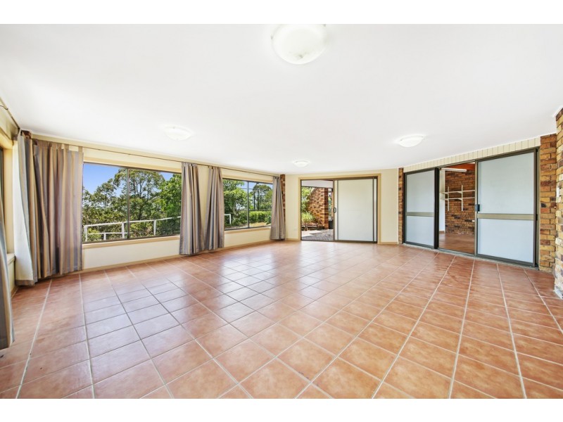 112 Fern Hill Drive, Willow Vale QLD 4209