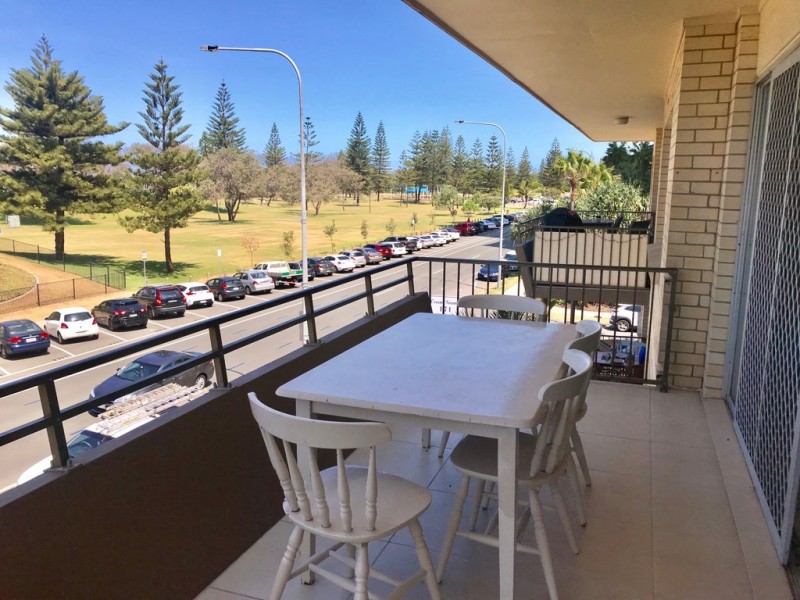 16/171 Old Burleigh Road”Ocean Sound”, Broadbeach QLD 4218