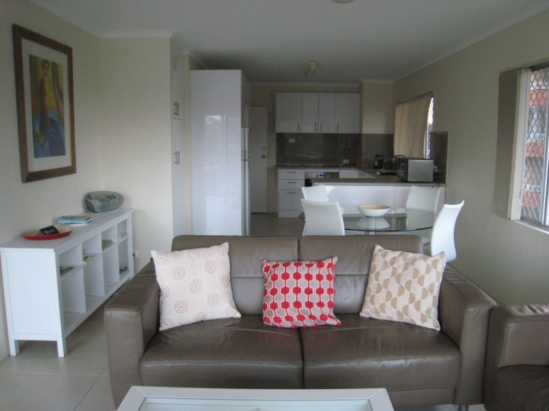 16/171 Old Burleigh Road”Ocean Sound”, Broadbeach QLD 4218