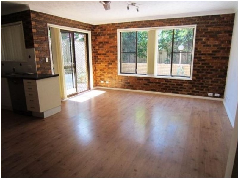 2/6 Genoa St, Surfers Paradise QLD 4217