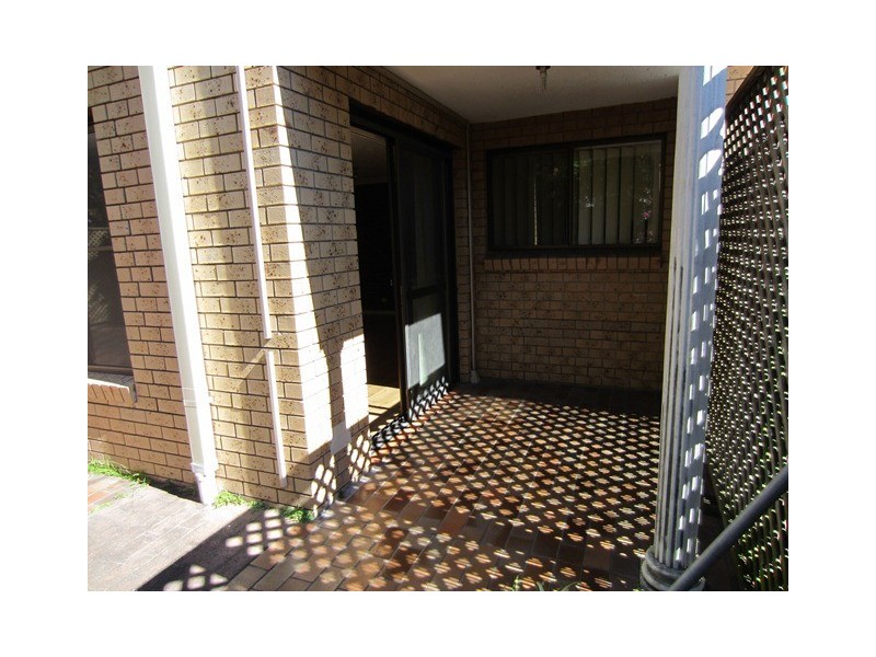 2/6 Genoa St, Surfers Paradise QLD 4217