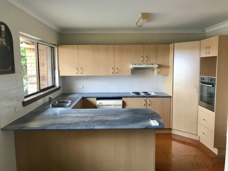 18/14 Dunlop Court, Mermaid Waters QLD 4218