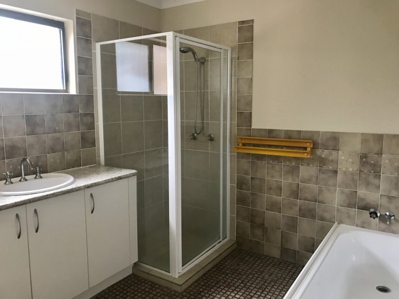 18/14 Dunlop Court, Mermaid Waters QLD 4218