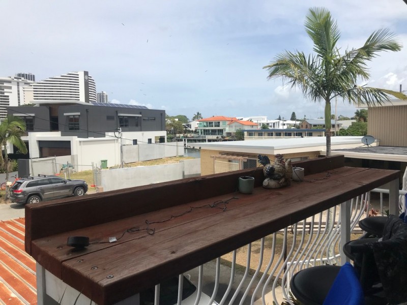 4/15 Havana key, Broadbeach Waters QLD 4218