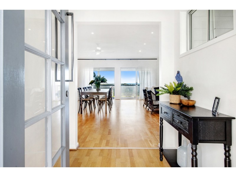 103 Skyline Terrace, Burleigh Heads QLD 4220