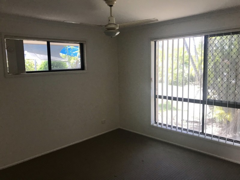 13 Capiten Court, Varsity Lakes QLD 4227