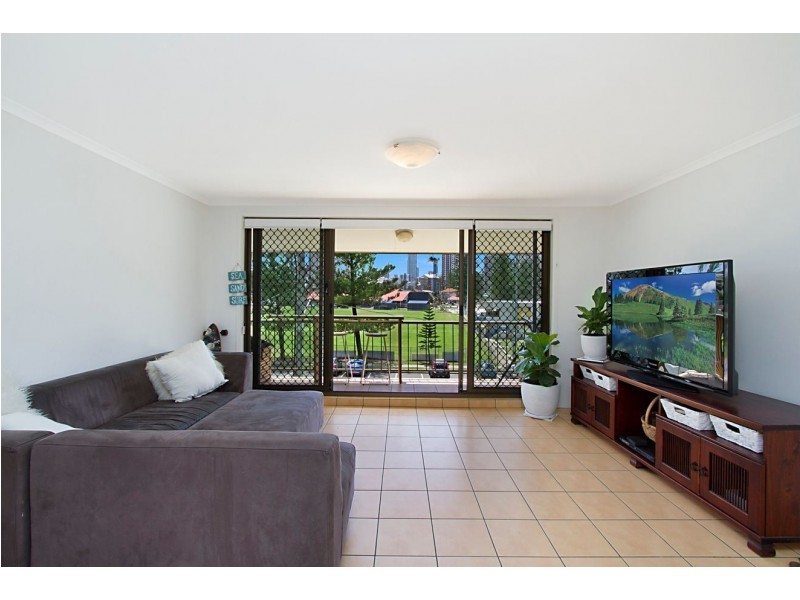 6/12 Chelsea Ave, Broadbeach QLD 4218