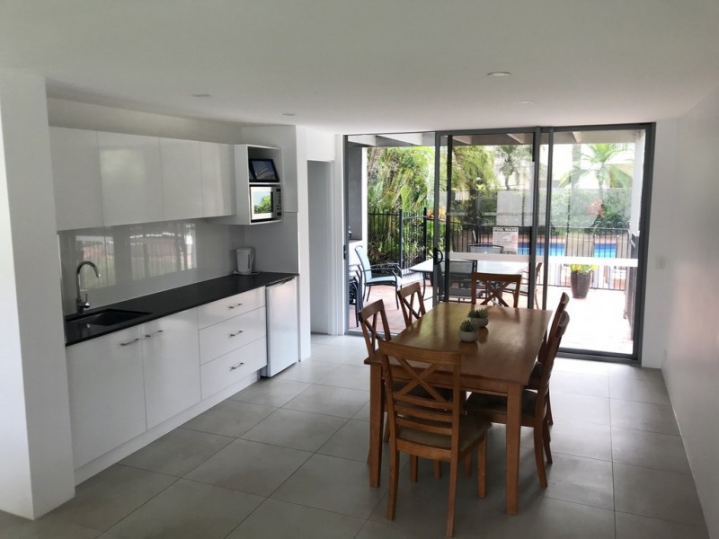 14/7 Britannia Avenue, Broadbeach QLD 4218