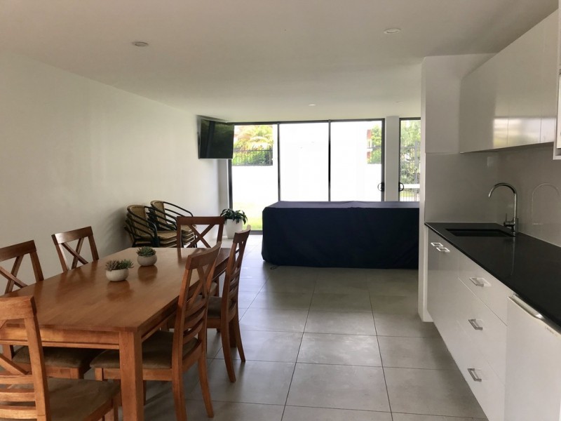 14/7 Britannia Avenue, Broadbeach QLD 4218