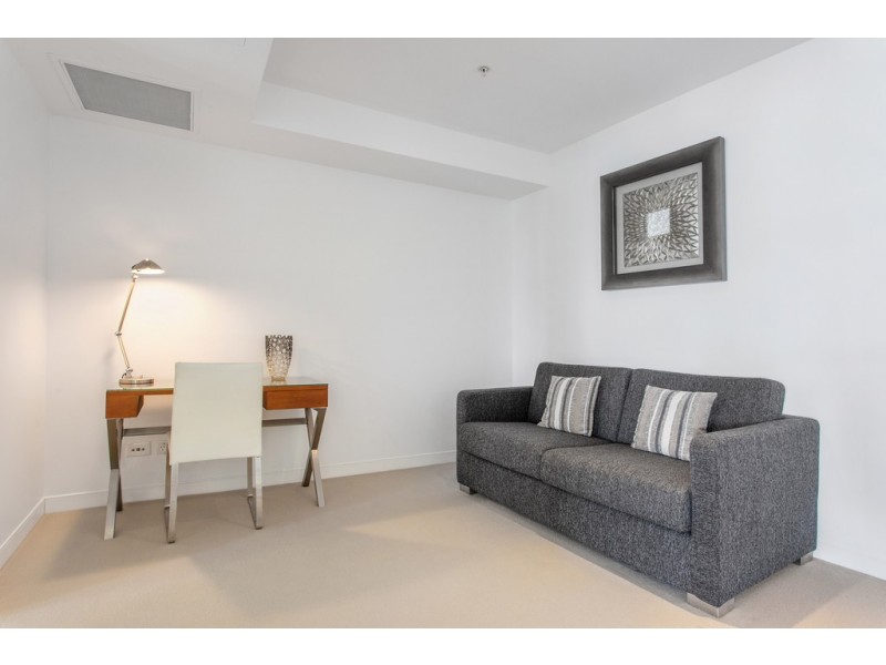 20703/21 Elizabeth Avenue, Broadbeach QLD 4218