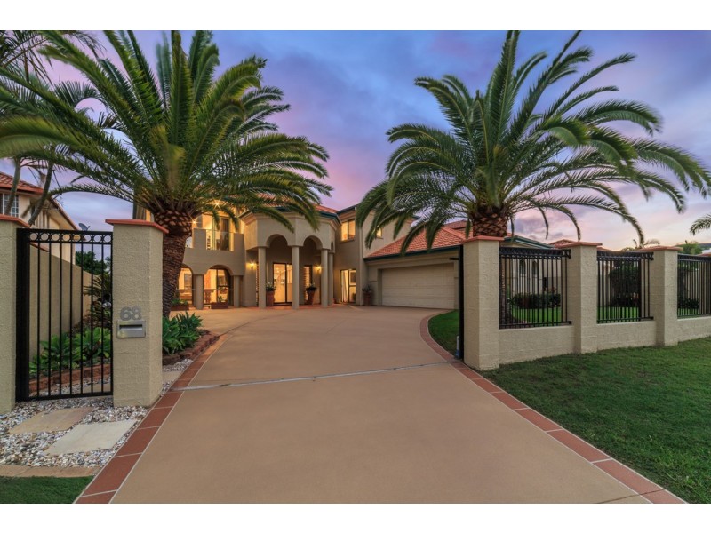 68 Bollard Circuit, Clear Island Waters QLD 4226