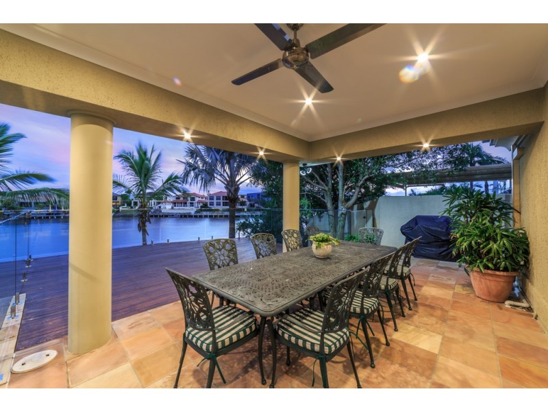 68 Bollard Circuit, Clear Island Waters QLD 4226