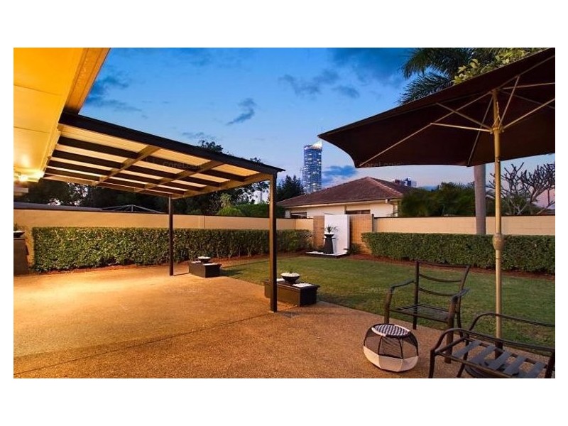 10 Verona Avenue, Surfers Paradise QLD 4217