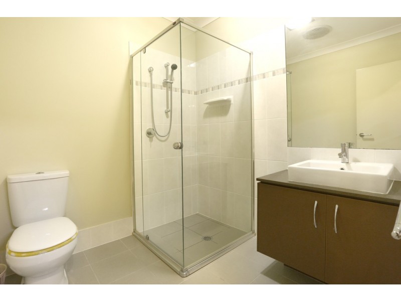 6 Perkins Close, Reedy Creek QLD 4227