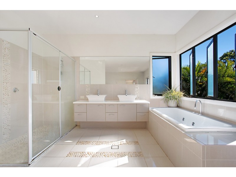 1A Willow Tree Drive, Reedy Creek QLD 4227