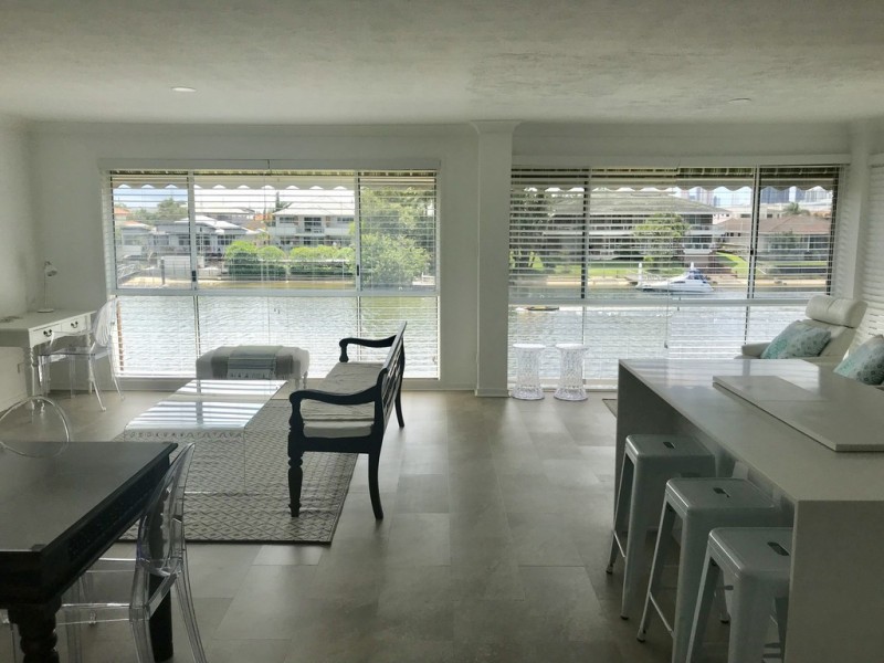 5/25-27 Hooker Blvd, Broadbeach Waters QLD 4218