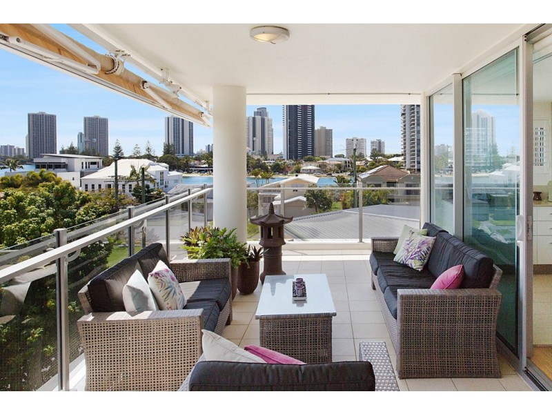 25/53 Darrambal Street, Surfers Paradise QLD 4217