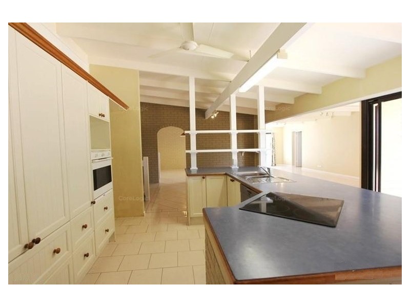 5 Bellatta Drive, Ashmore QLD 4214