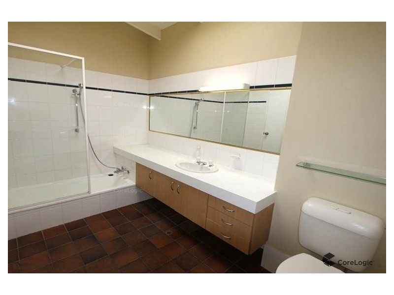 5 Bellatta Drive, Ashmore QLD 4214