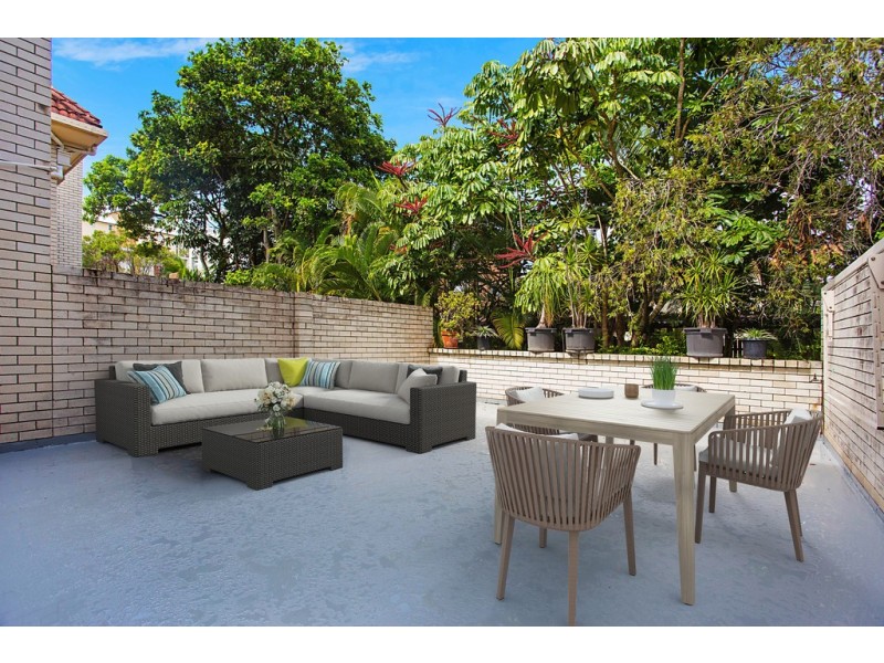 4 ‘Summerset’ 18 First Avenue, Broadbeach QLD 4218