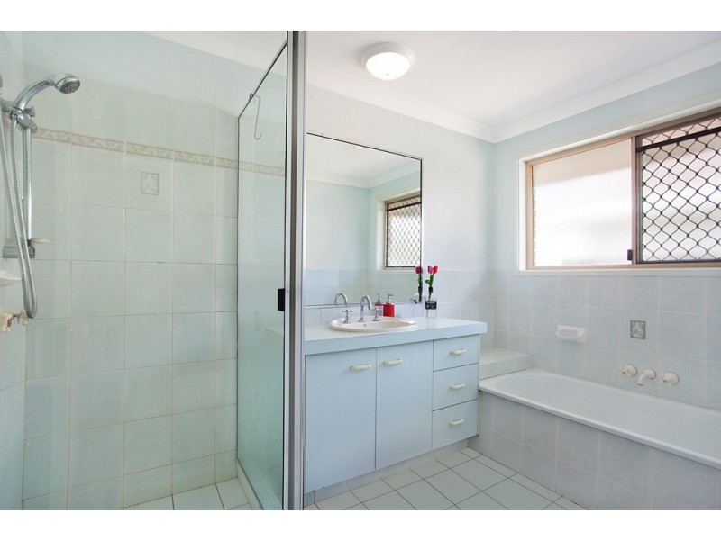 69 Cassowary Drive, Burleigh Waters QLD 4220