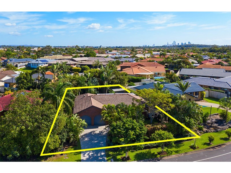 44 Treeview Drive, Burleigh Waters QLD 4220