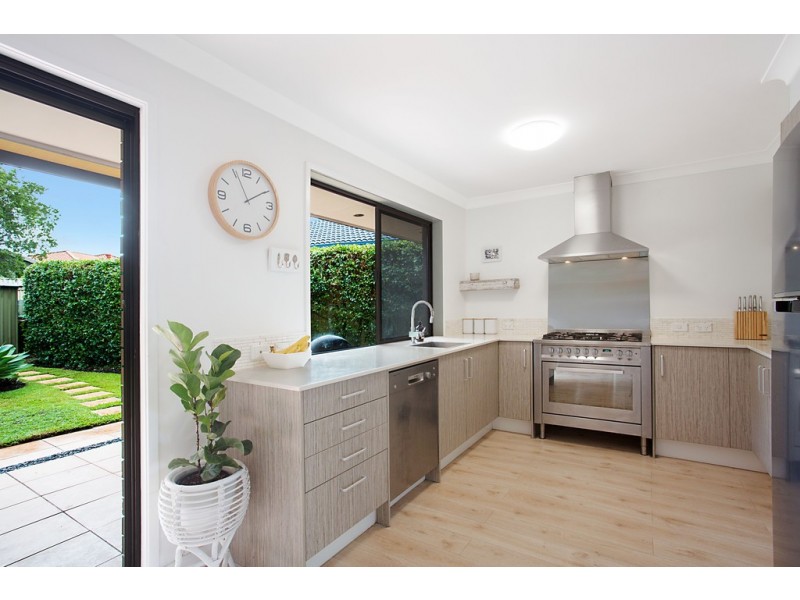 44 Treeview Drive, Burleigh Waters QLD 4220