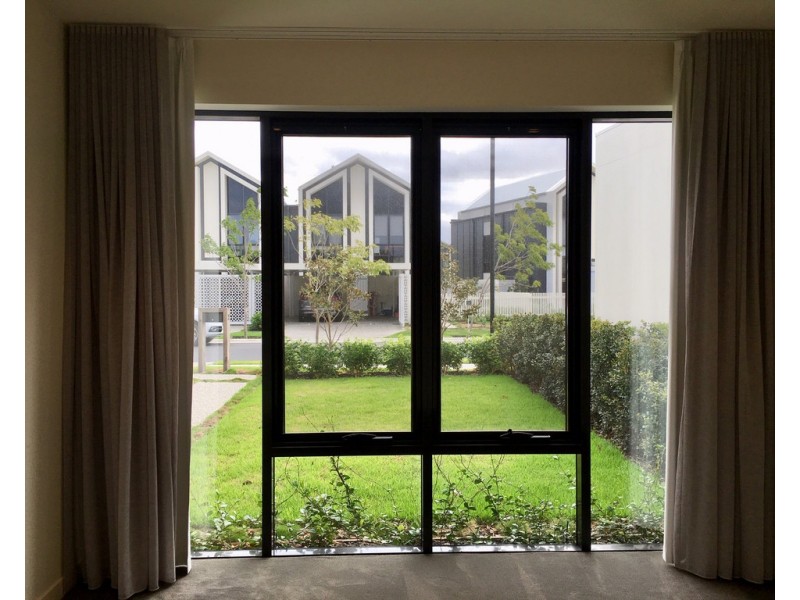 22 Sanctuary Court, Mermaid Waters QLD 4218