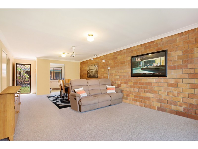 51/12 Landau Court, Miami QLD 4220