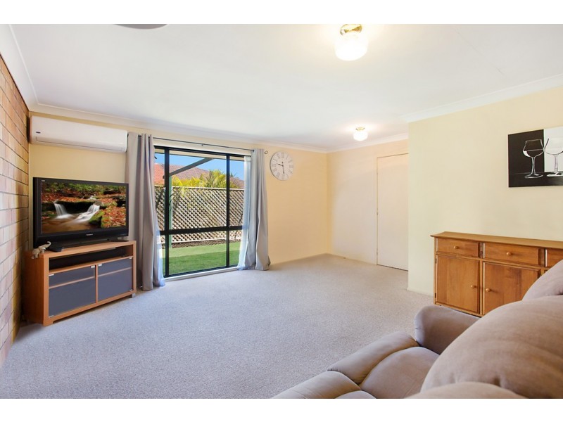 51/12 Landau Court, Miami QLD 4220