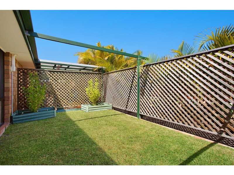 51/12 Landau Court, Miami QLD 4220