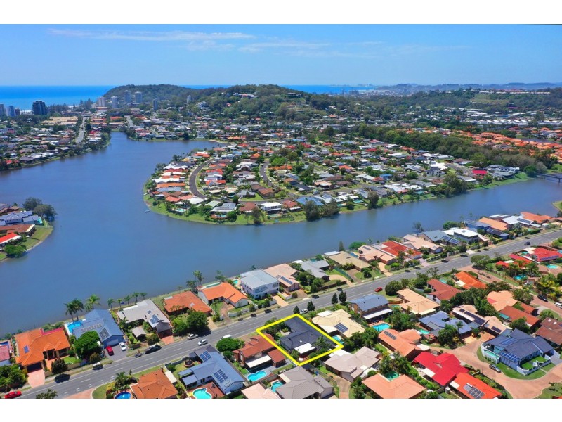 61 Dunlin Drive, Burleigh Waters QLD 4220