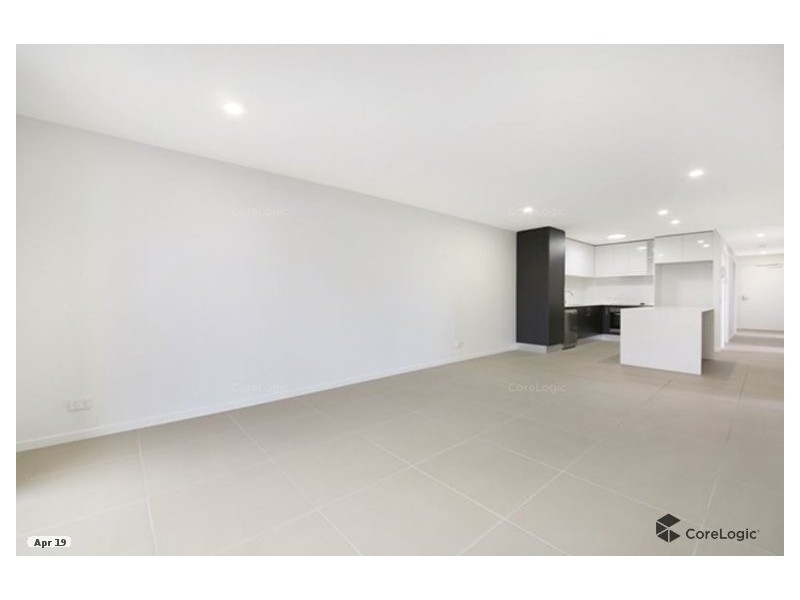 502/26 Spendelove Avenue, Southport QLD 4215