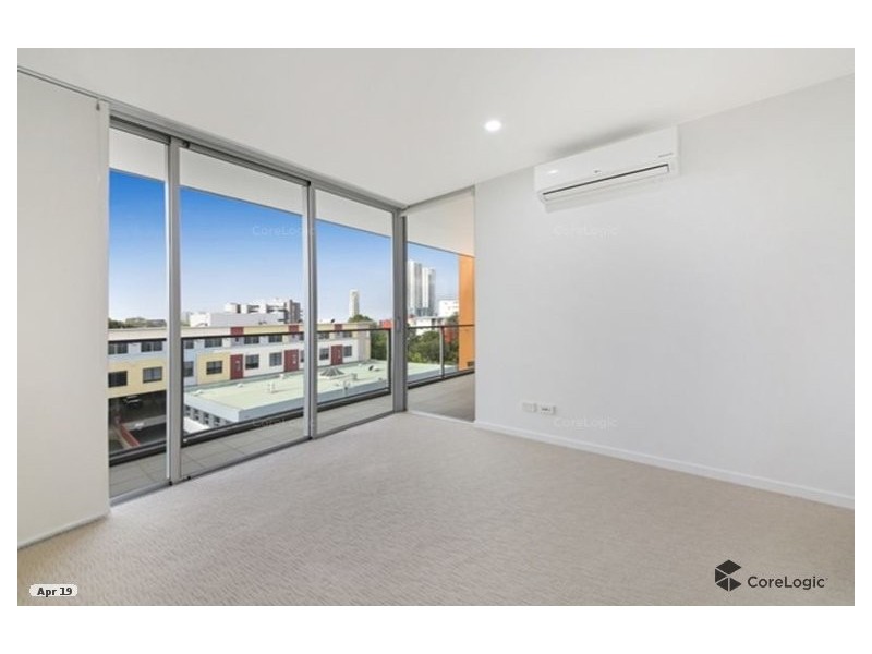 502/26 Spendelove Avenue, Southport QLD 4215