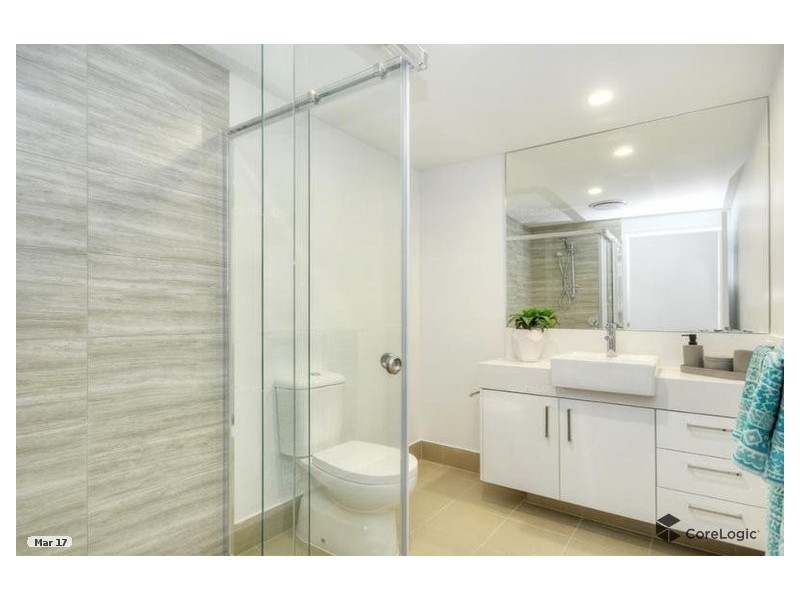 502/26 Spendelove Avenue, Southport QLD 4215