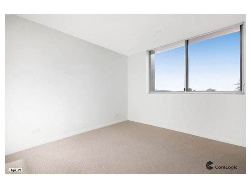 502/26 Spendelove Avenue, Southport QLD 4215