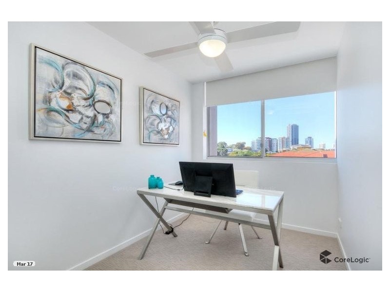 502/26 Spendelove Avenue, Southport QLD 4215