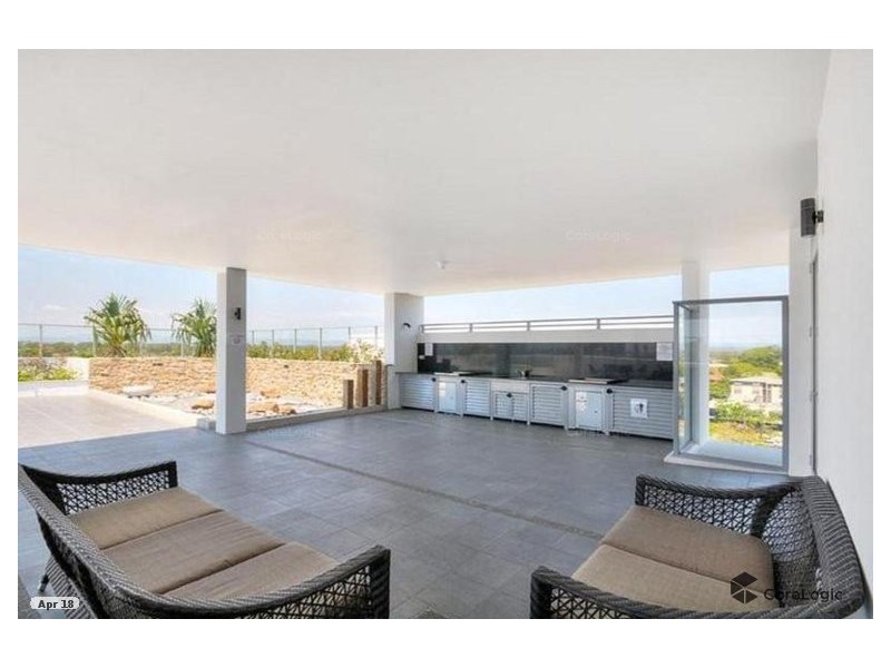 502/26 Spendelove Avenue, Southport QLD 4215