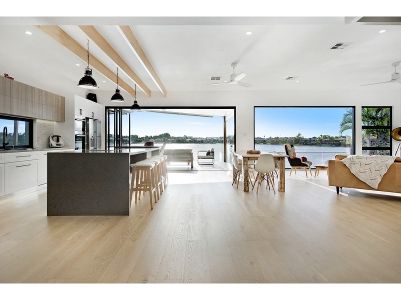 58 Dipper Drive, Burleigh Waters QLD 4220