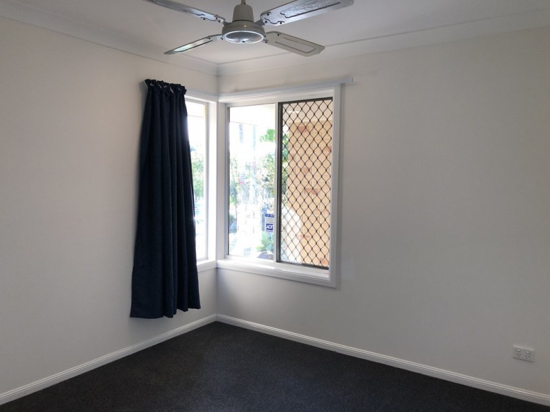 4 Maidstone Place, Parkwood QLD 4214