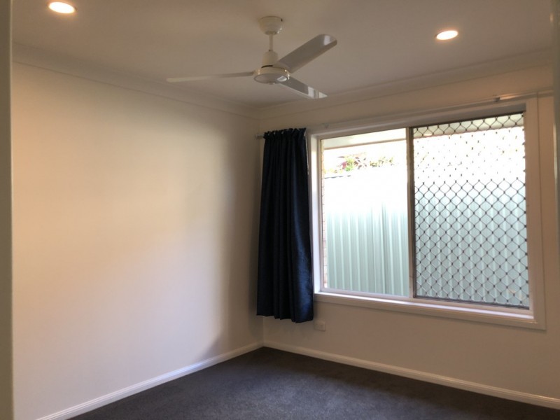 4 Maidstone Place, Parkwood QLD 4214