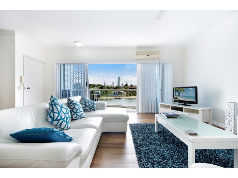 2D ‘The Arc’ 11 Eady Avenue, Broadbeach Waters QLD 4218