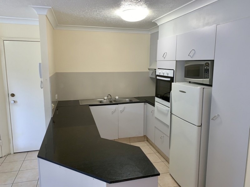 27/42 Beach Parade ‘Tradewinds’, Surfers Paradise QLD 4217